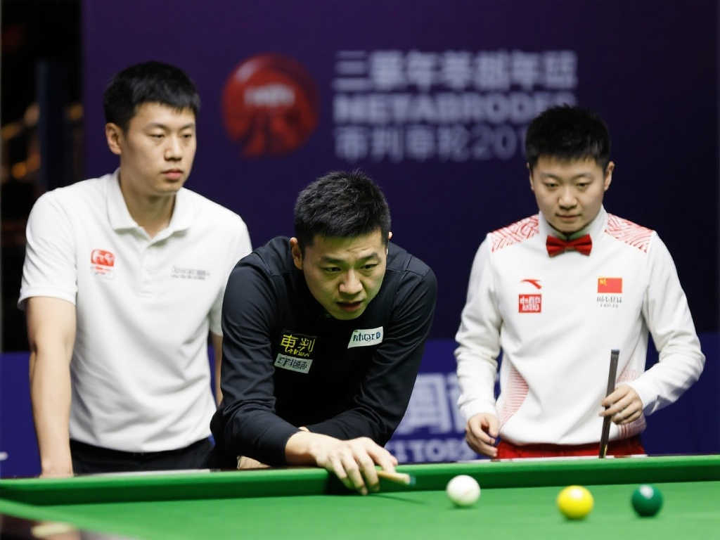 距胜利仅一步之遥！周跃龙与袁思俊闯入斯诺克世锦赛资格赛决胜轮